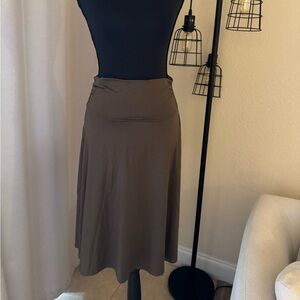 EXCHIC Jersey Knit A-line Green Soft Stretchy Flowy Side Ruched Midi Skirt